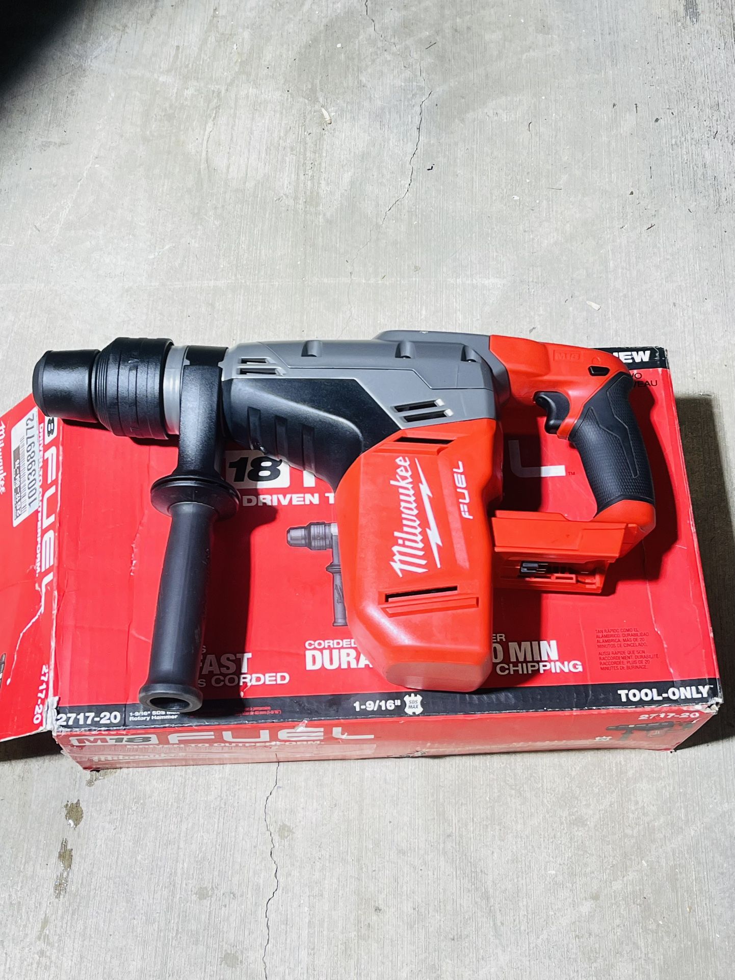 Milwaukee M18 FUEL 18V Lithium-Ion Brushless Cordless 1-9/16 in. SDS-Max Rotary Hammer (Tool-Only)