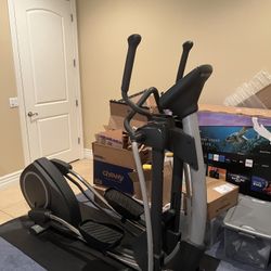 Sportsart E83 Elliptical 