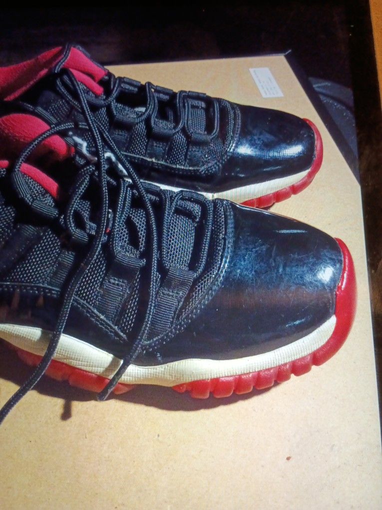 NIKE AIR JORDAN 11 RETRO LOW 6.5Y