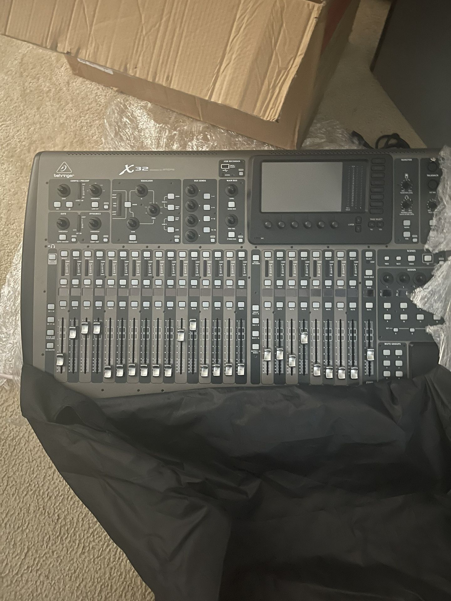 Digital Mixer- 32 Channel