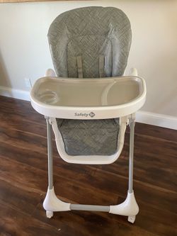 Safety 1st Highchair