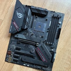 ASUS ROG Strix B550-F Gaming Motherboard, AMD AM4 Zen 3 Ryzen 5000