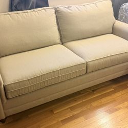 Bassett True Custom™ Panel Arm Studio Sofa