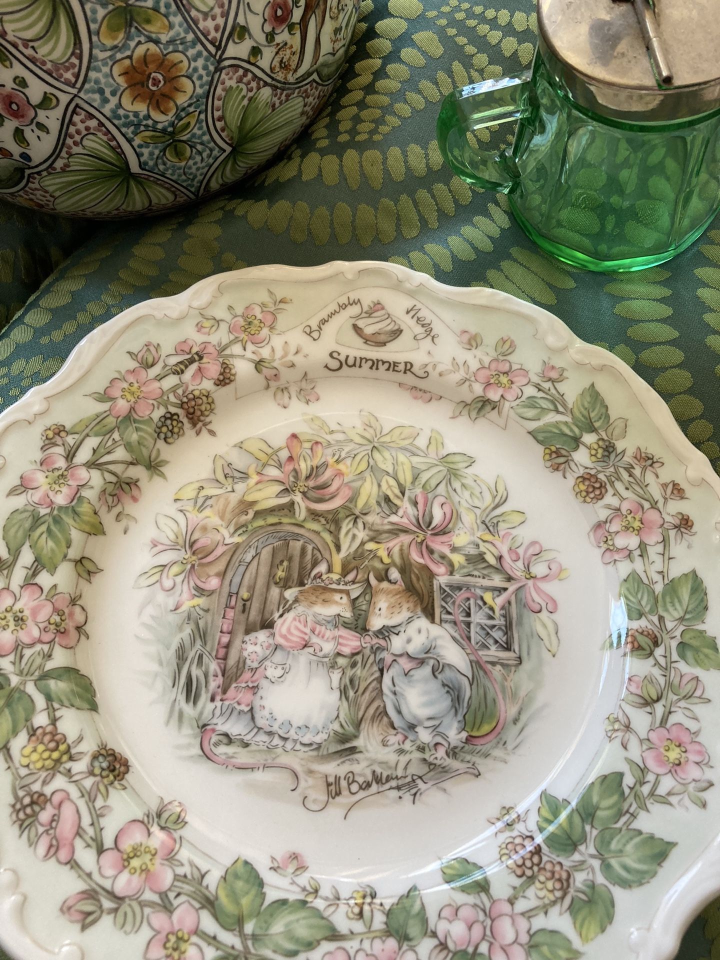 Beatrix Potter Cute Brambly Hedge Royal Doulton Plate