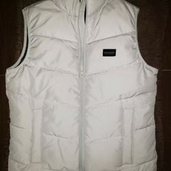 Hollister Men  Puffer Vest Medium 