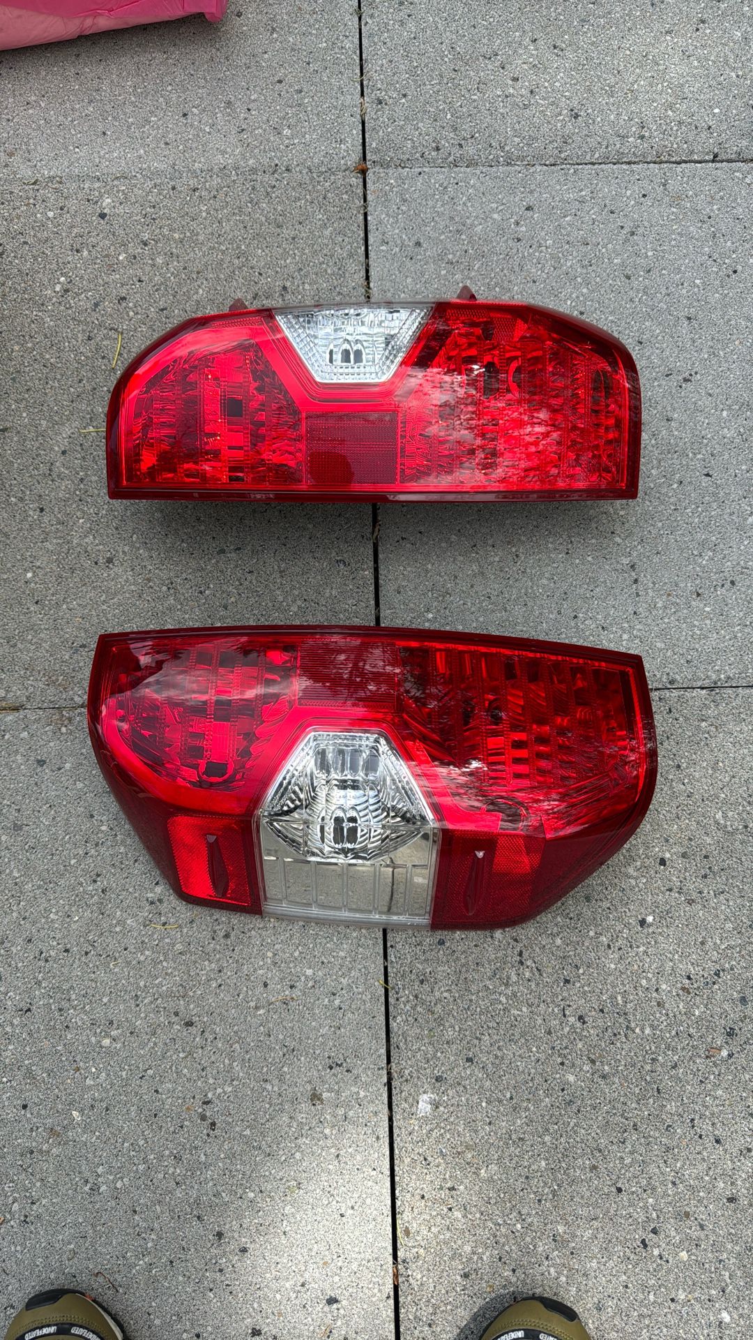 2014-21 Tundra OEM Taillights