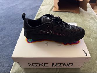Men’s Nike mind 002 black size 11