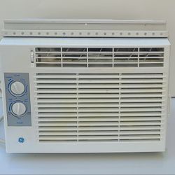 GE Mini Air Conditioning Unit (A/C) 