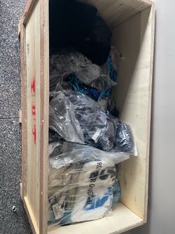 Small pallet of brand new clothing