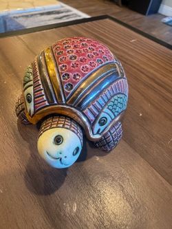 Hand painted ceramic turtle trinket box