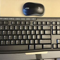 Logitech Wireless Keyboard And Mouse 