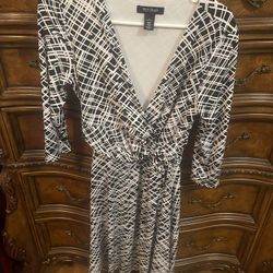White House Black Market Dress 6 M