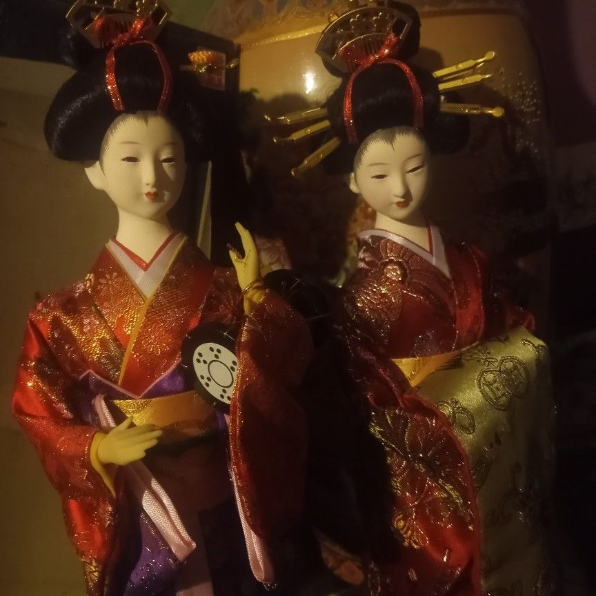 2 Vintage Japanese  Porcelain Dolls Buying Both$35