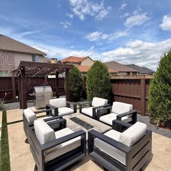 Outdoor swivel patio chairs (Black & Grey)