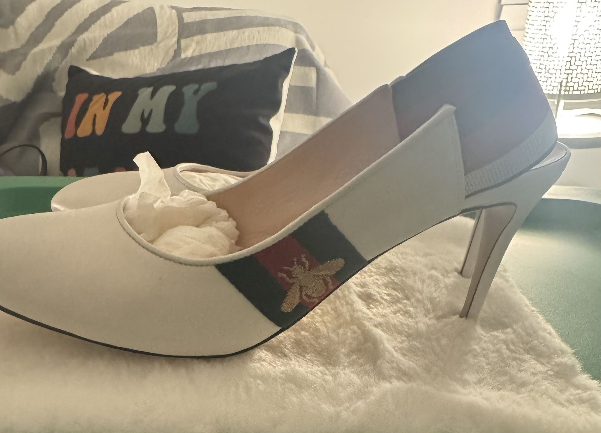 Gucci White Sling bag Heels Size 39.5