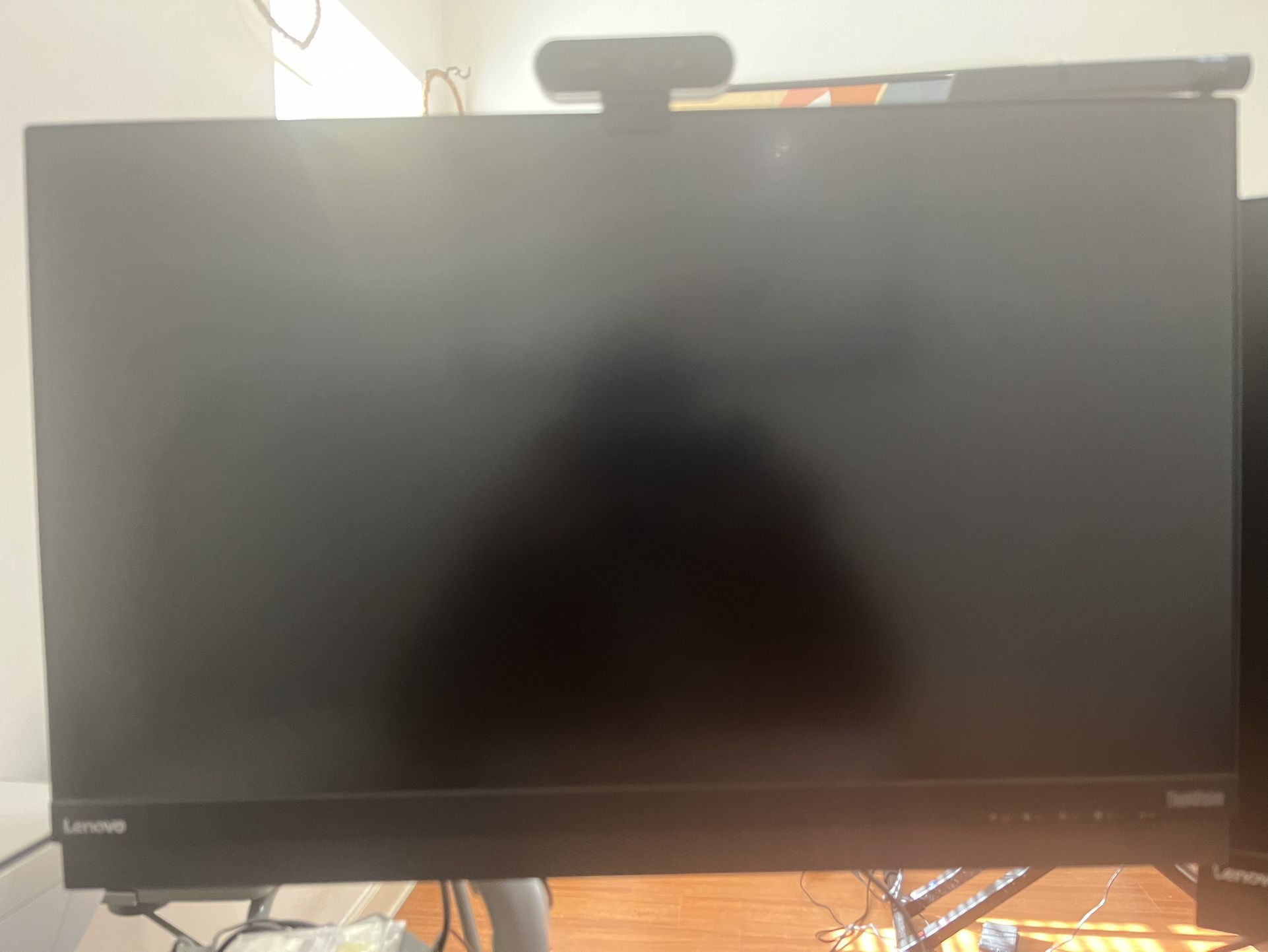 2 * 28” Lenovo Monitors