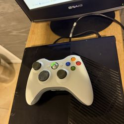 Xbox 360 E Console 250gb