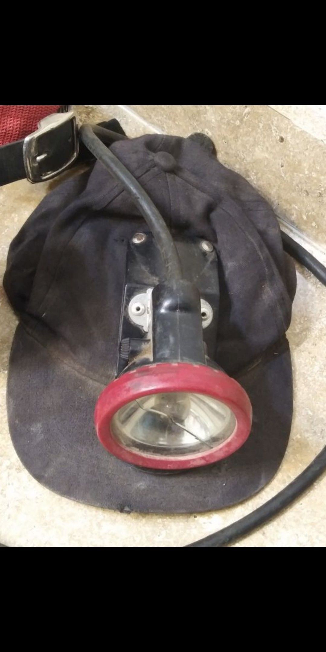 (VINTAGE) 1940's Coal Miner's (LAMP HAT) with battery pack