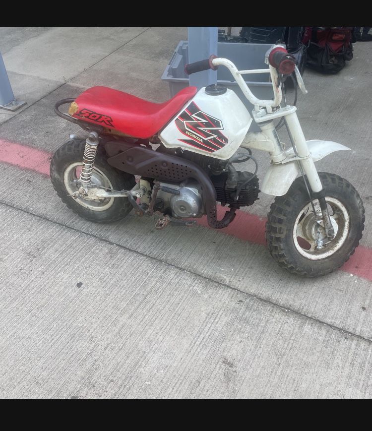1994 honda mini dirtbike(willing to trade) 