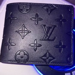 Louie Vuitton Monogram Wallet Black Embossed Flower 