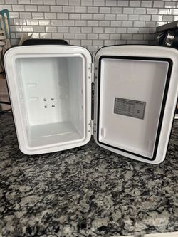 Mini Portable Cooler Warmer