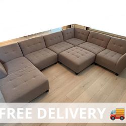 Large Sectional Couch 🛋️ FREE DELIVERY 🚚 