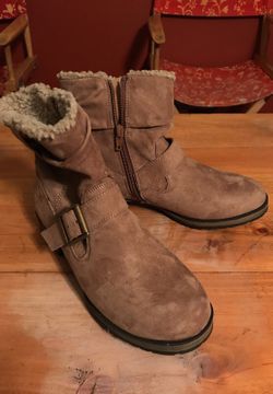 JustFab engineer boots