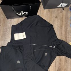 Alo Yoga Set