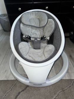 Munchikin baby swing