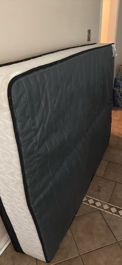 Full mattress