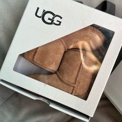 Baby Classic UGG