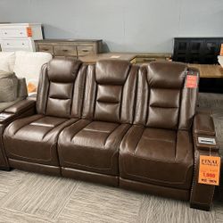 Brand New 🎗️🎗️ Finance and Delivery 🎗️🎗️Backtrack Brown Power Reclining Sofa 