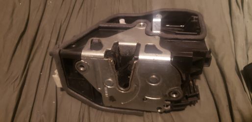 2007 bmw 328i door lock actuator