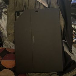 Tucano Folio iPad case 11.9