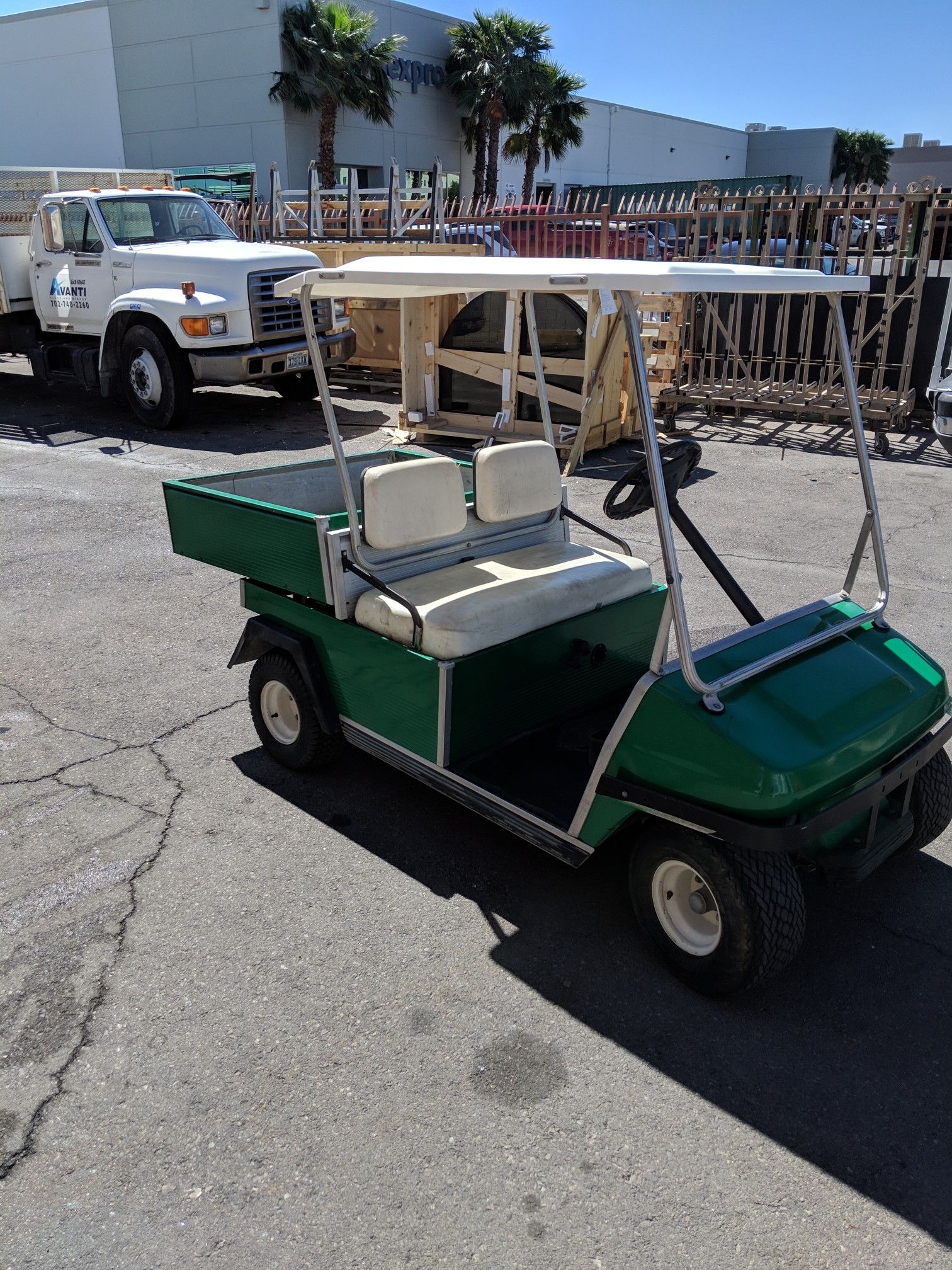 Golf cart