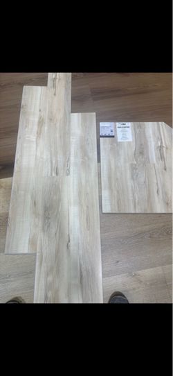 Vinyl click on plank tile 1:49$