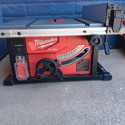 TABLE SAW MILWAUKEE TOOL ONLY 