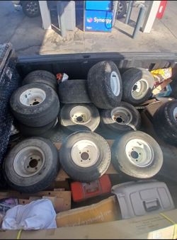 Golf cart tires with rims