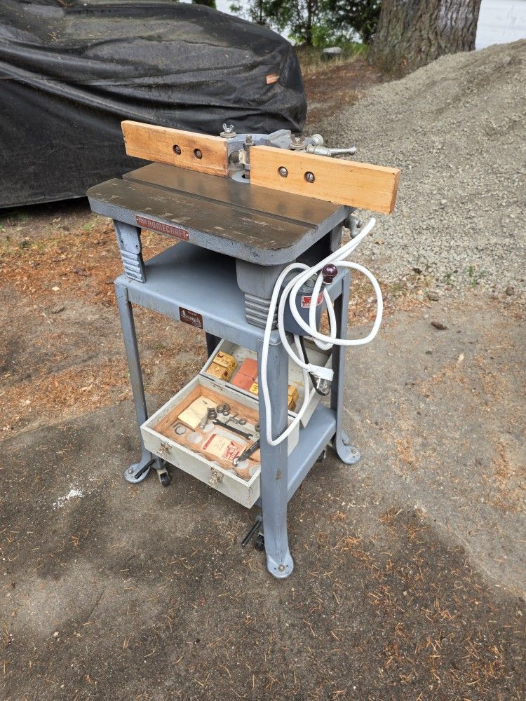 Wood Shaper With Bits