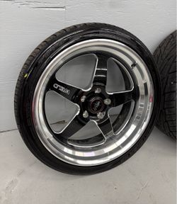 Selling my 20 inch weld Ventura wheels wrapped in Toyo tires 20x8 all around with staggered tires
