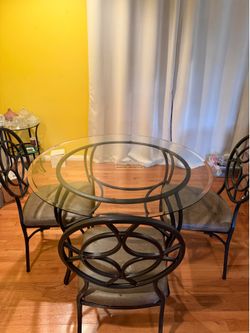 4 Piece Glass Top Dining Set – Round Table + 3 Chairs