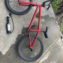 Mongoose bmx, color red