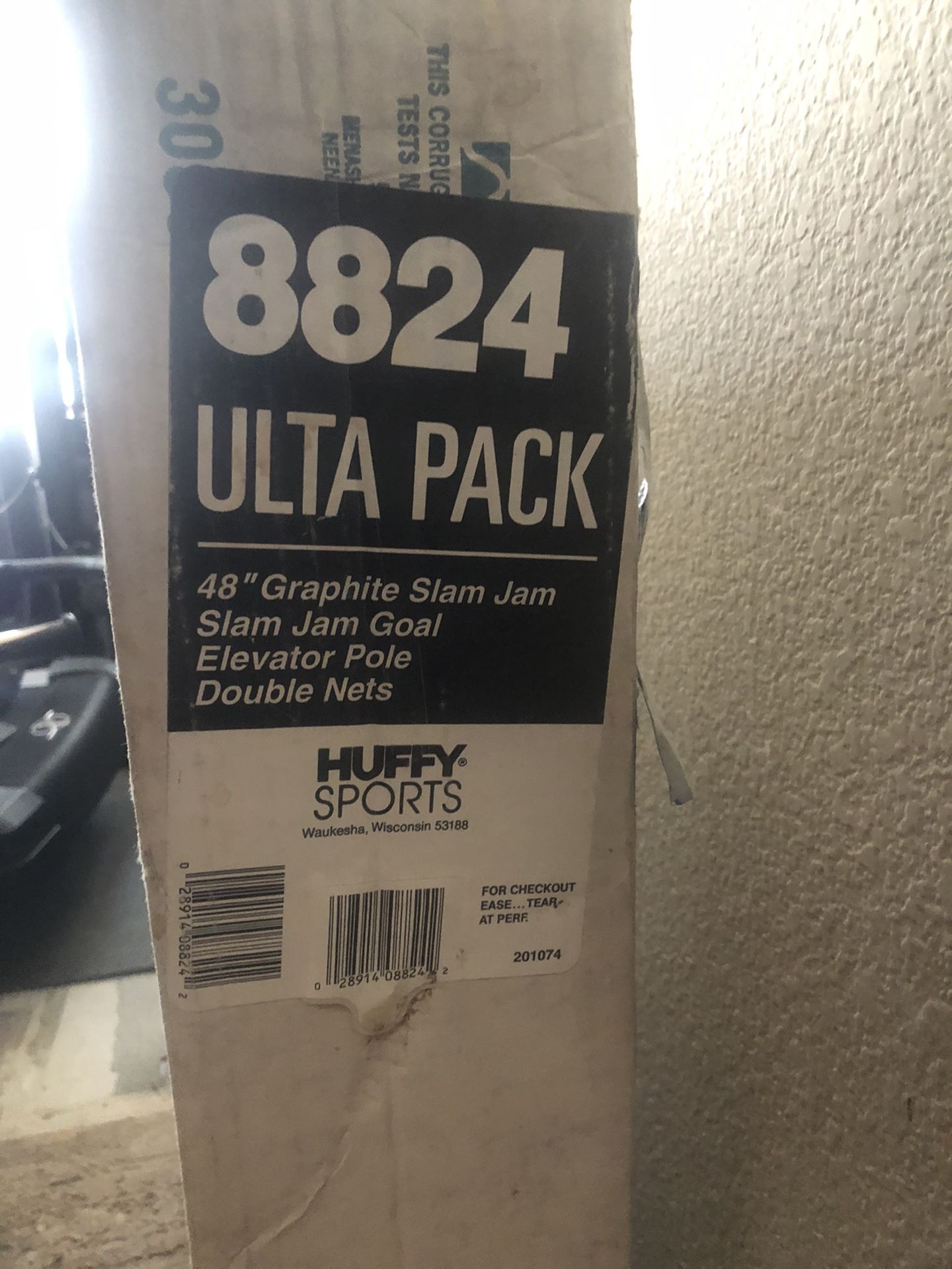 Huffy Vintage Basketball Backboard, Rim & Net for Sale in Salinas, CA