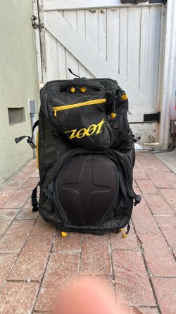 FREE - Zoot Cycling/Triathlon Bag with Wetsuit