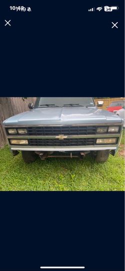 1990 CHEVY SUBURBAN                                               ( HOOD )