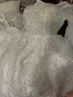 I Have Stylish Wedding Dresses 