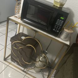 Table & microwave