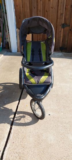 Baby Trend Expedition ELX