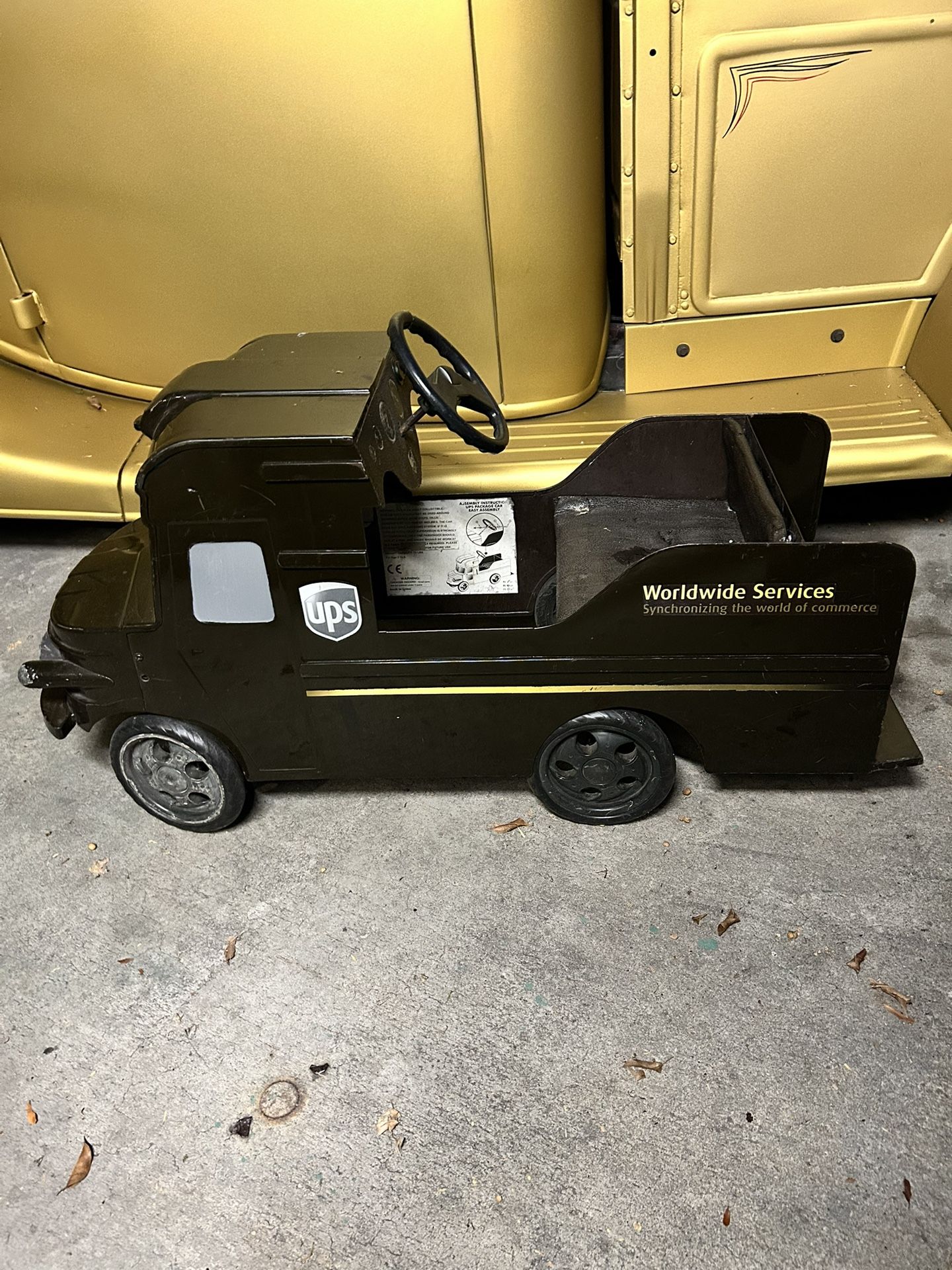 2000s  Antique Collectable UPS Pedal Car