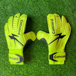 Concord Soccer Goalie Gloves - Size 10